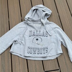 Team Apparel Gray Dallas Cowboys Women's Hoodie cropped